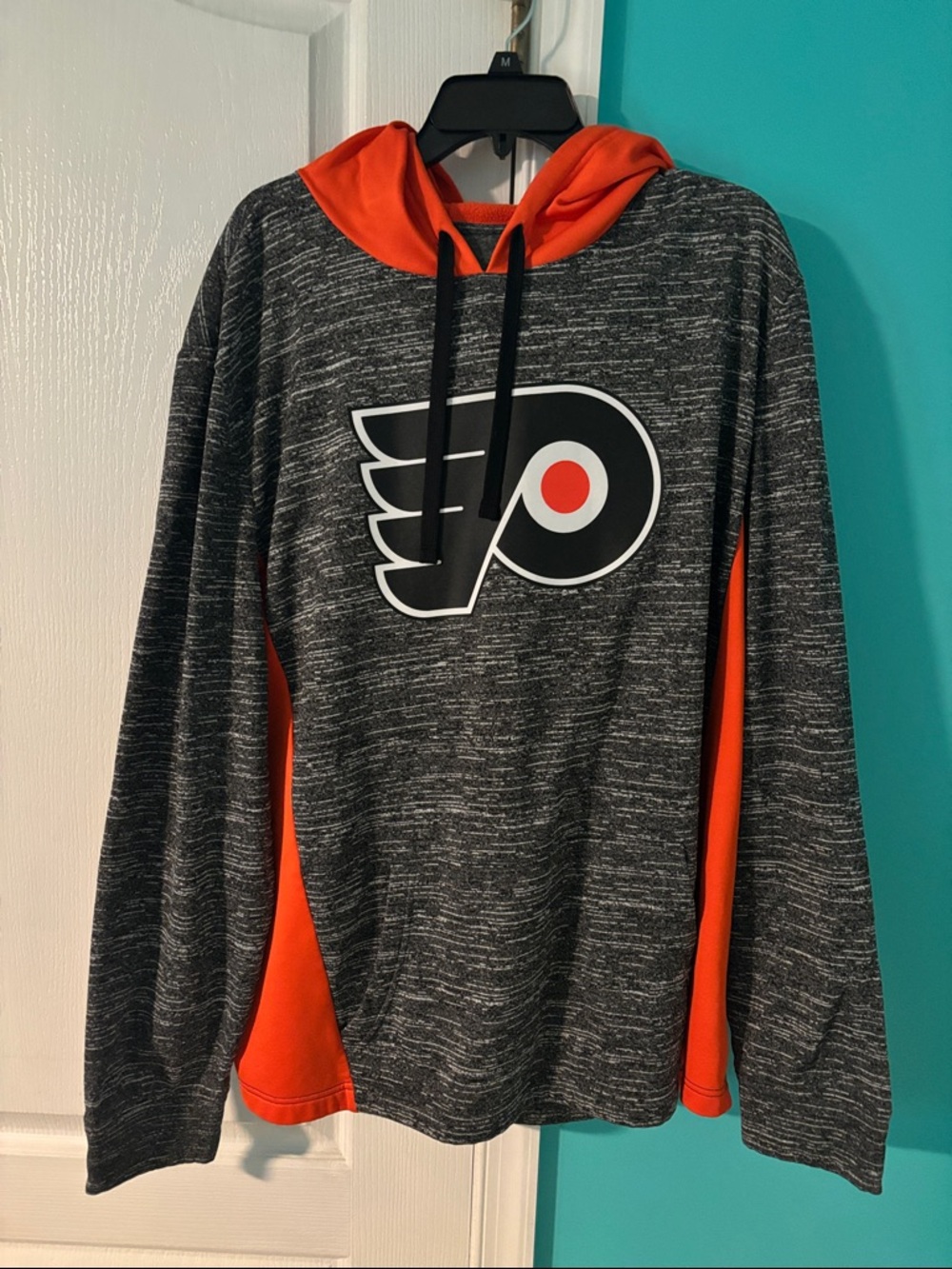 Philadelphia Flyers Fanatics Gray and Orange NHL Pullover Hoodie 2XL